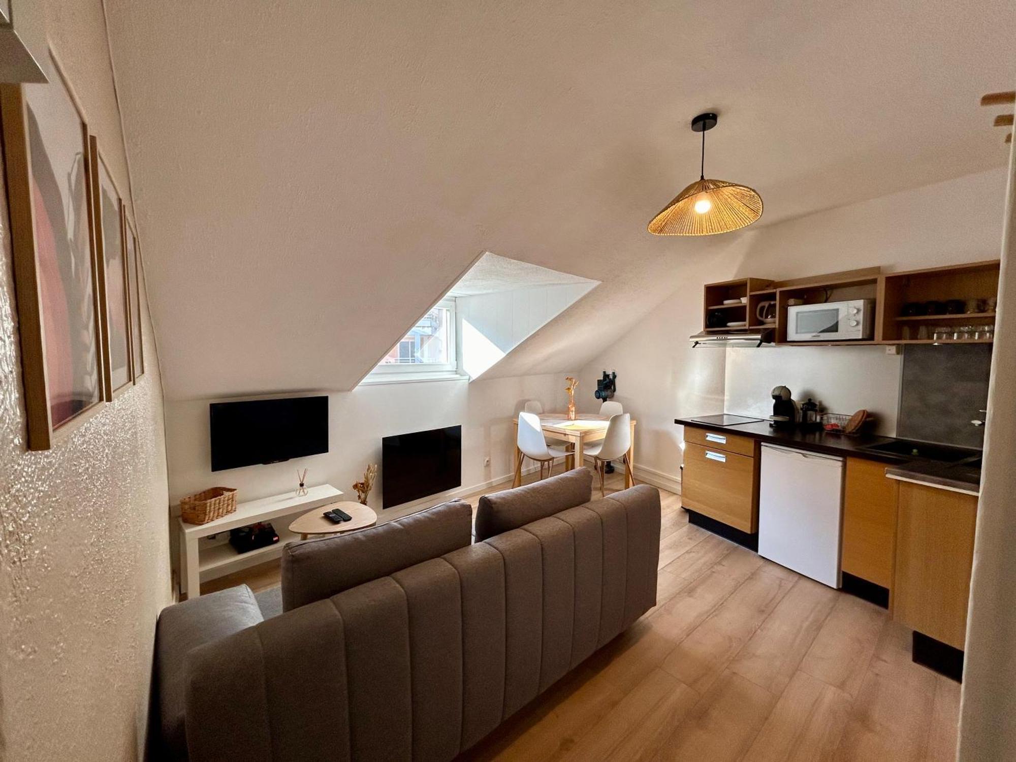 Ferienwohnung Douce Agathe - Duo-Groupe, Chaleureux, Tram 200M, Centre 10Min Straßburg Exterior foto